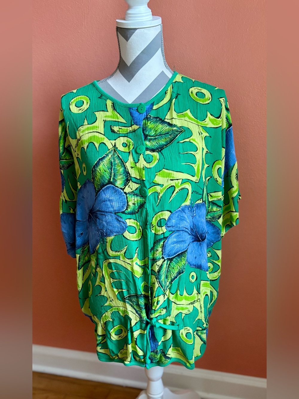 Forenza Green and Blue Floral Button-Front Blouse